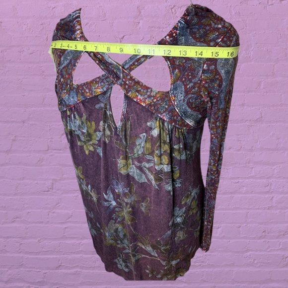 🔮 “Gimmicks” by BKE Purple Long Sleeve Blouse with Front & Back Cutouts 🍂 - Picture 9 of 13